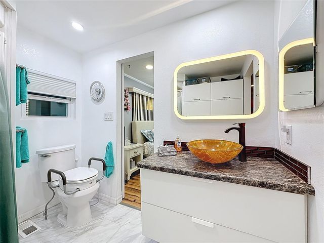 32 WILLIAM PENN WAY 1, Palm Harbor, FL 34684