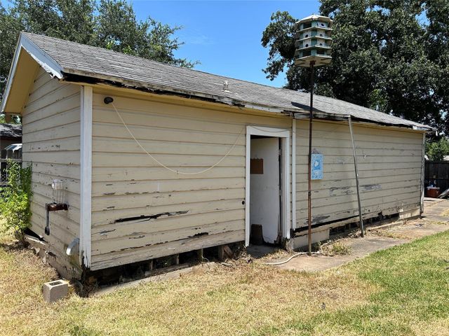 2008 Dade Street, Pasadena, TX 77502