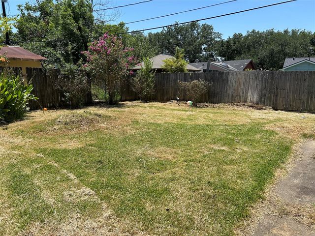 2008 Dade Street, Pasadena, TX 77502