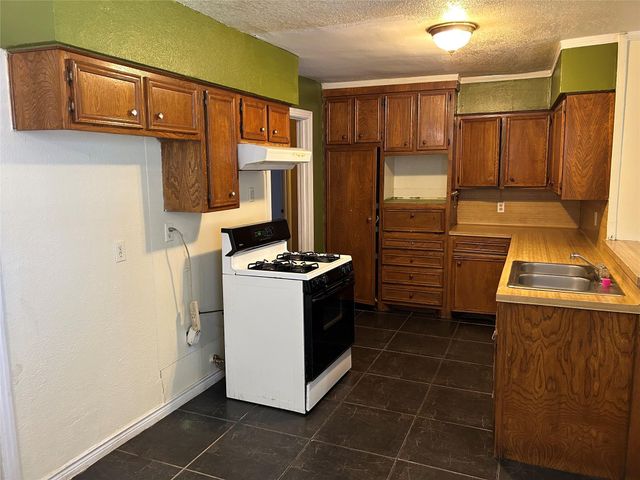 2008 Dade Street, Pasadena, TX 77502