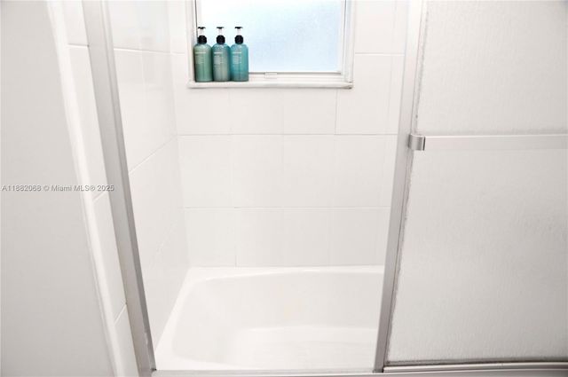 722 SE Thanksgiving Ave, Port St. Lucie, FL 34984