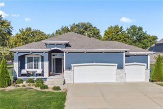 4400 SW Nautilus Place, Lee's Summit, MO 64082