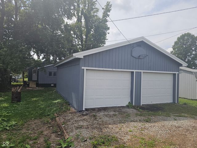 704 W Madison Street, Alexandria, IN 46001