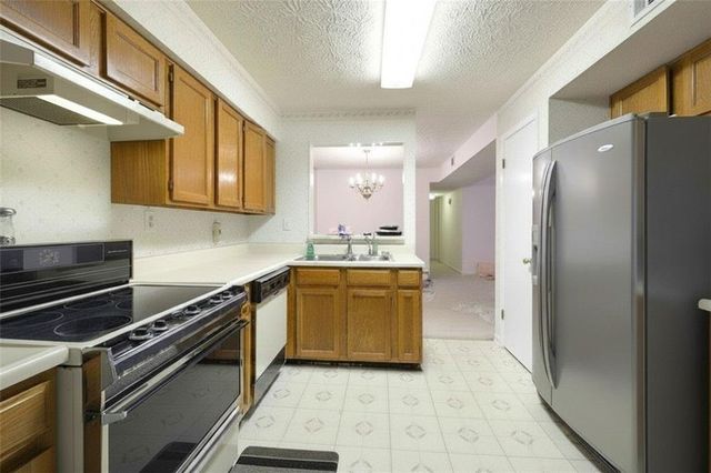 6483 Northridge Way, Morrow, GA 30260