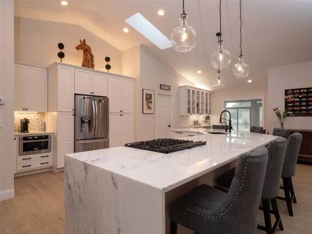 9710 NW 160TH AVENUE, Morriston, FL 32668