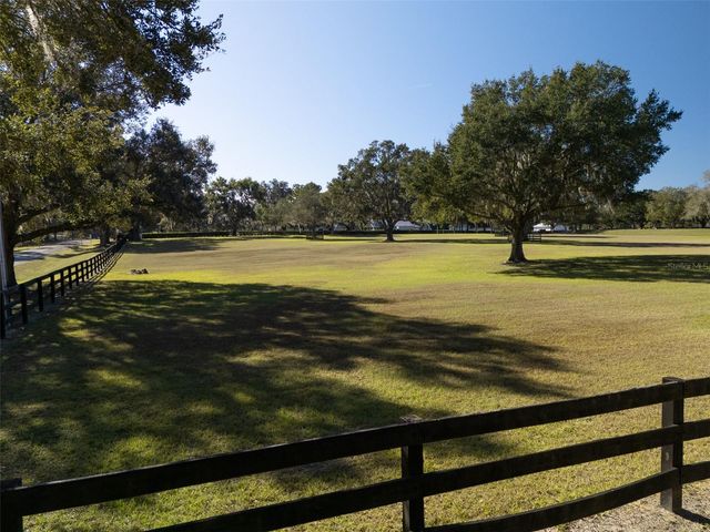 9710 NW 160TH AVENUE, Morriston, FL 32668