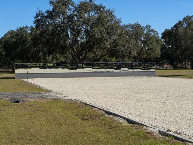 9710 NW 160TH AVENUE, Morriston, FL 32668