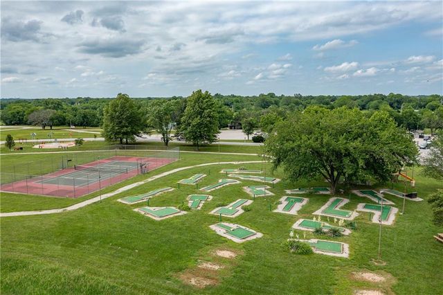 54 Enchanted Lane, Linn Valley, KS 66040