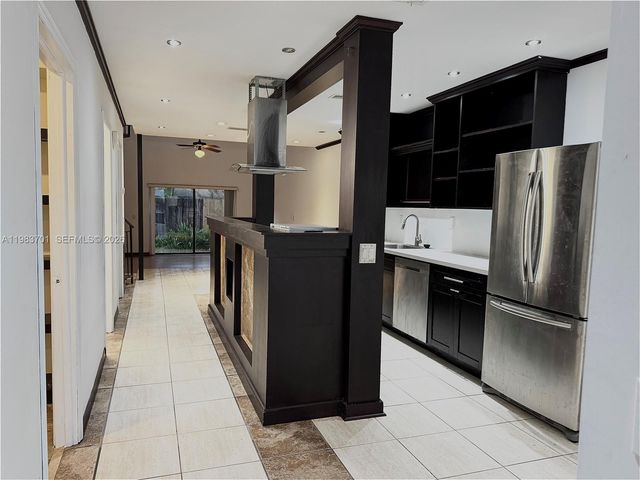 3911 Farragut Street, Hollywood, FL 33021