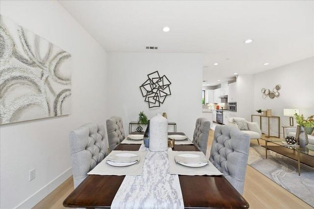 270 Ariana Place, Mountain View, CA 94043