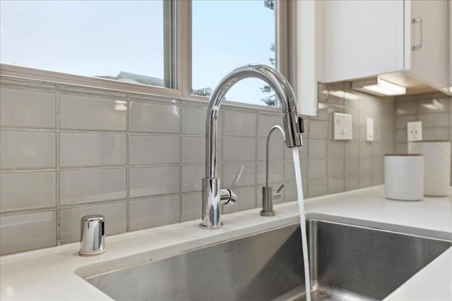 270 Ariana Place, Mountain View, CA 94043