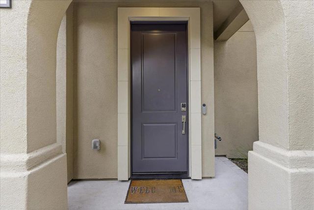270 Ariana Place, Mountain View, CA 94043