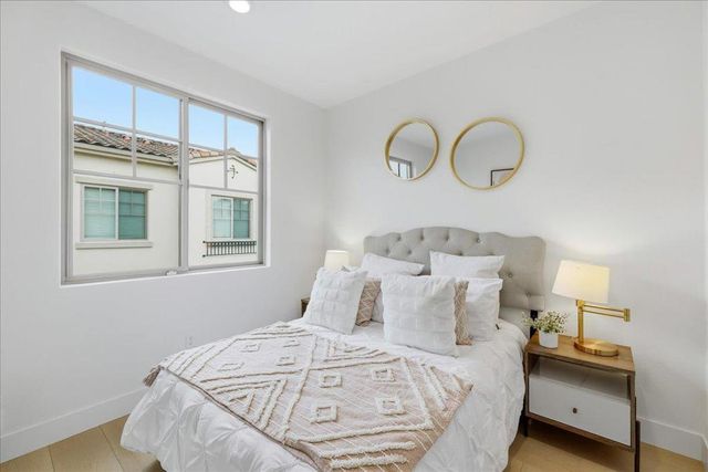 270 Ariana Place, Mountain View, CA 94043