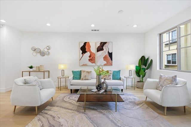 270 Ariana Place, Mountain View, CA 94043