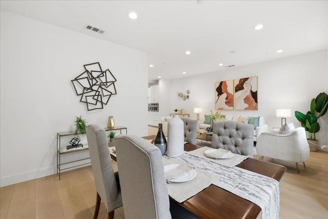 270 Ariana Place, Mountain View, CA 94043