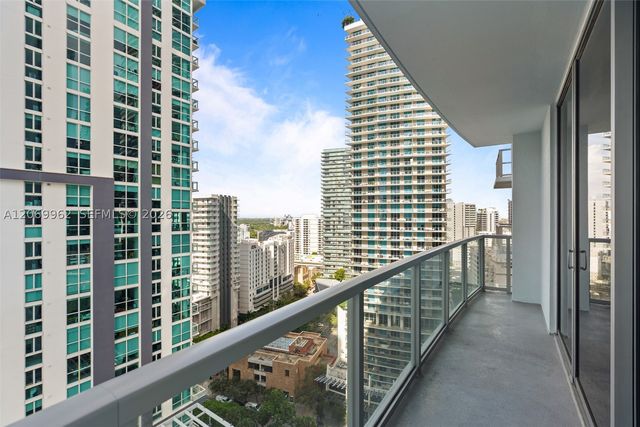 1050 Brickell Ave 2112, Miami, FL 33131