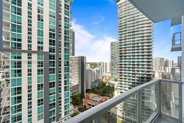 1050 Brickell Ave 2112, Miami, FL 33131