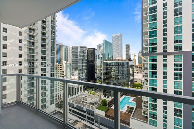 1050 Brickell Ave 2112, Miami, FL 33131