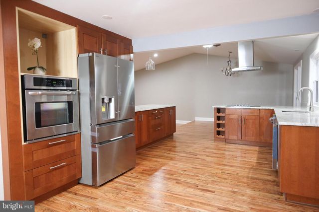 12618 PRESTWICK DR, Fort Washington, MD 20744