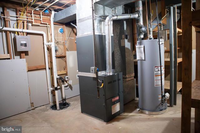 12618 PRESTWICK DR, Fort Washington, MD 20744