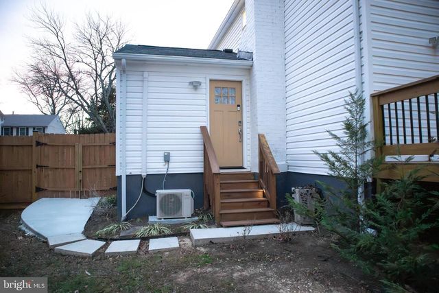 12618 PRESTWICK DR, Fort Washington, MD 20744