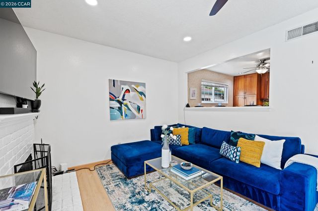 1948 Rainier Dr, Martinez, CA 94553