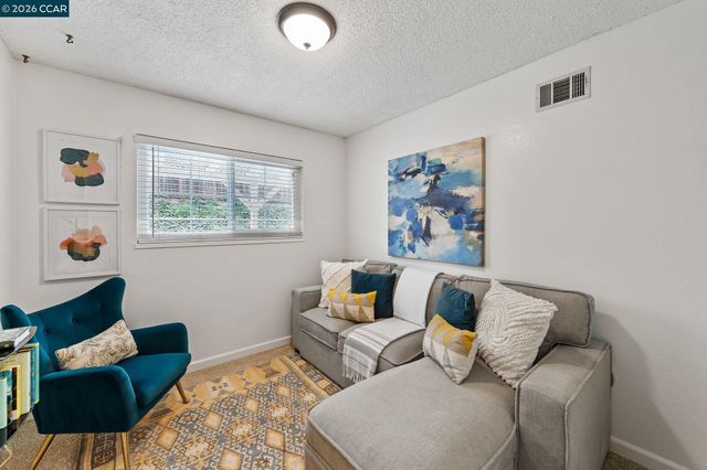 1948 Rainier Dr, Martinez, CA 94553