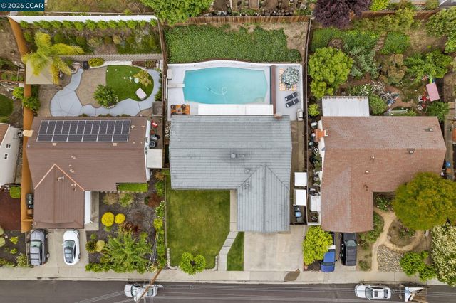 1948 Rainier Dr, Martinez, CA 94553