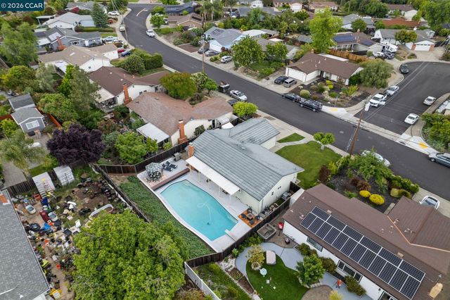 1948 Rainier Dr, Martinez, CA 94553