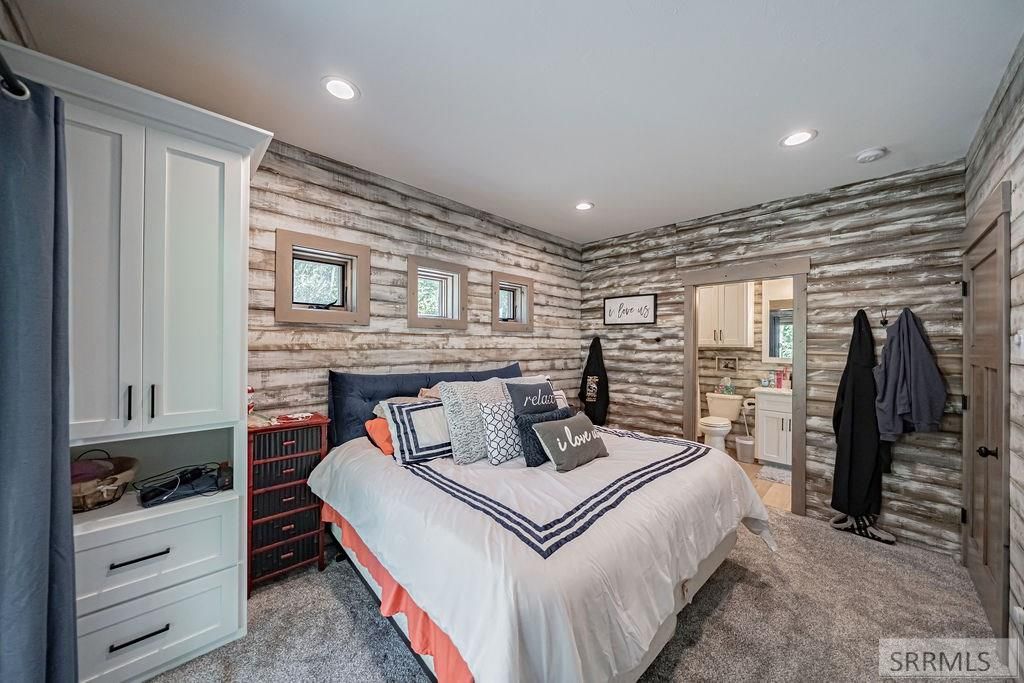 Image 26 of property listing at 10468 Rig Ranch Road, Rexburg, ID 83440