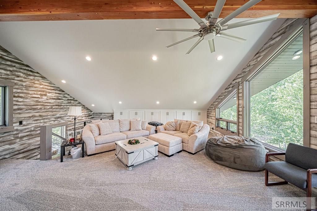 Image 30 of property listing at 10468 Rig Ranch Road, Rexburg, ID 83440