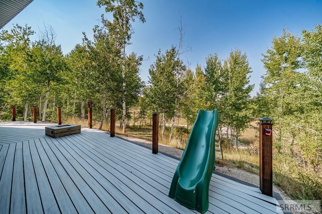 Image 51 of property listing at 10468 Rig Ranch Road, Rexburg, ID 83440