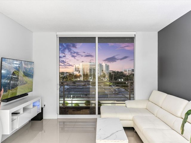 18800 NE 29th Avenue 704, Aventura, FL 33180
