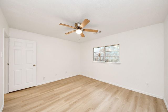 3046 Texas Oak Drive, Katy, TX 77449