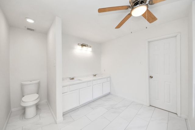 3046 Texas Oak Drive, Katy, TX 77449