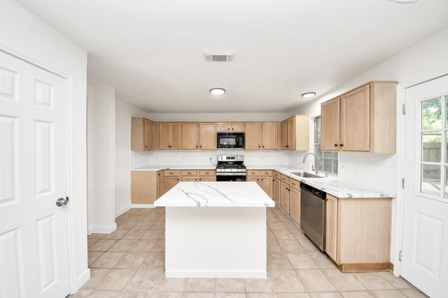 3046 Texas Oak Drive, Katy, TX 77449
