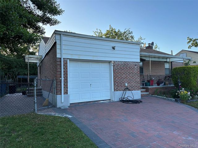 792 Bauer Street, Elmont, NY 11003