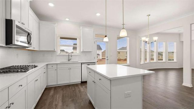 1912 Endress Circle Court, Hampton, GA 30228