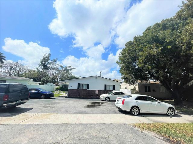 1708 N 16th Ave 2, Hollywood, FL 33020