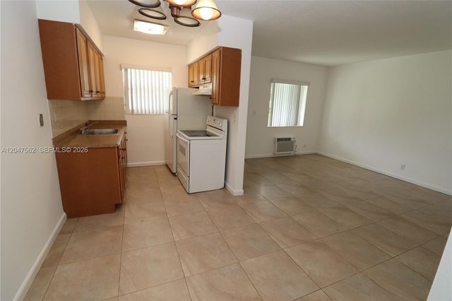 1708 N 16th Ave 2, Hollywood, FL 33020
