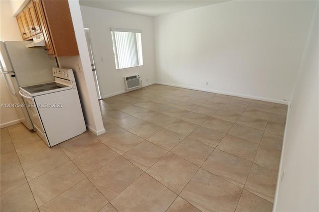 1708 N 16th Ave 2, Hollywood, FL 33020