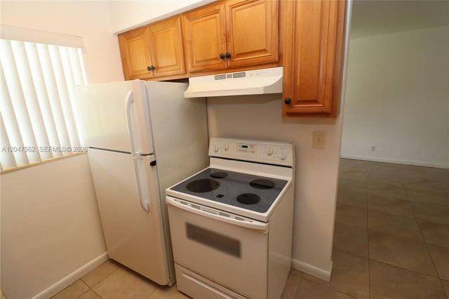 1708 N 16th Ave 2, Hollywood, FL 33020