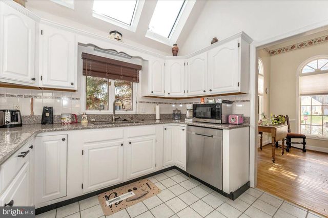 20102 TEAKWOOD DR, Hagerstown, MD 21742