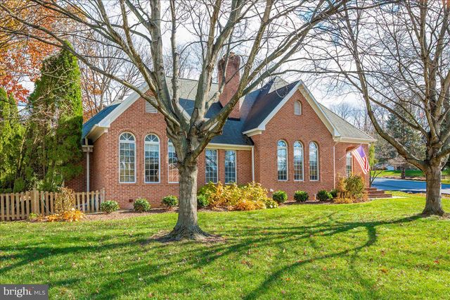 20102 TEAKWOOD DR, Hagerstown, MD 21742