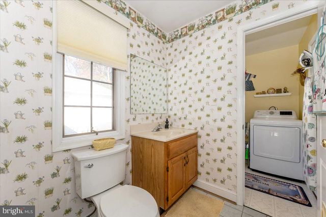 20102 TEAKWOOD DR, Hagerstown, MD 21742