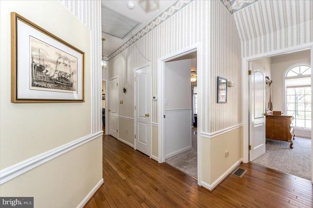 20102 TEAKWOOD DR, Hagerstown, MD 21742