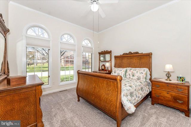 20102 TEAKWOOD DR, Hagerstown, MD 21742