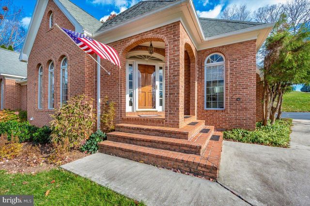 20102 TEAKWOOD DR, Hagerstown, MD 21742