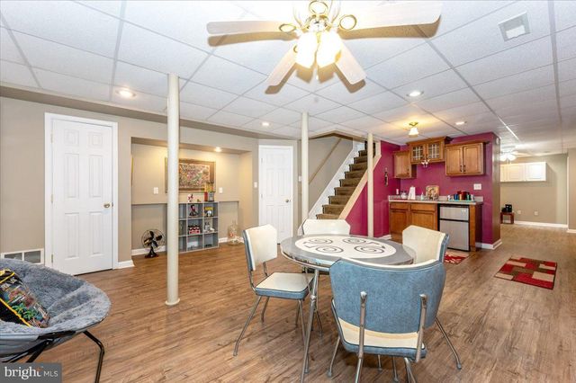 20102 TEAKWOOD DR, Hagerstown, MD 21742