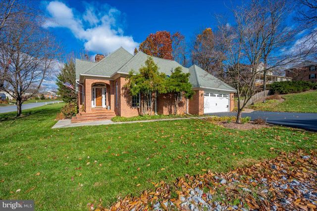 20102 TEAKWOOD DR, Hagerstown, MD 21742